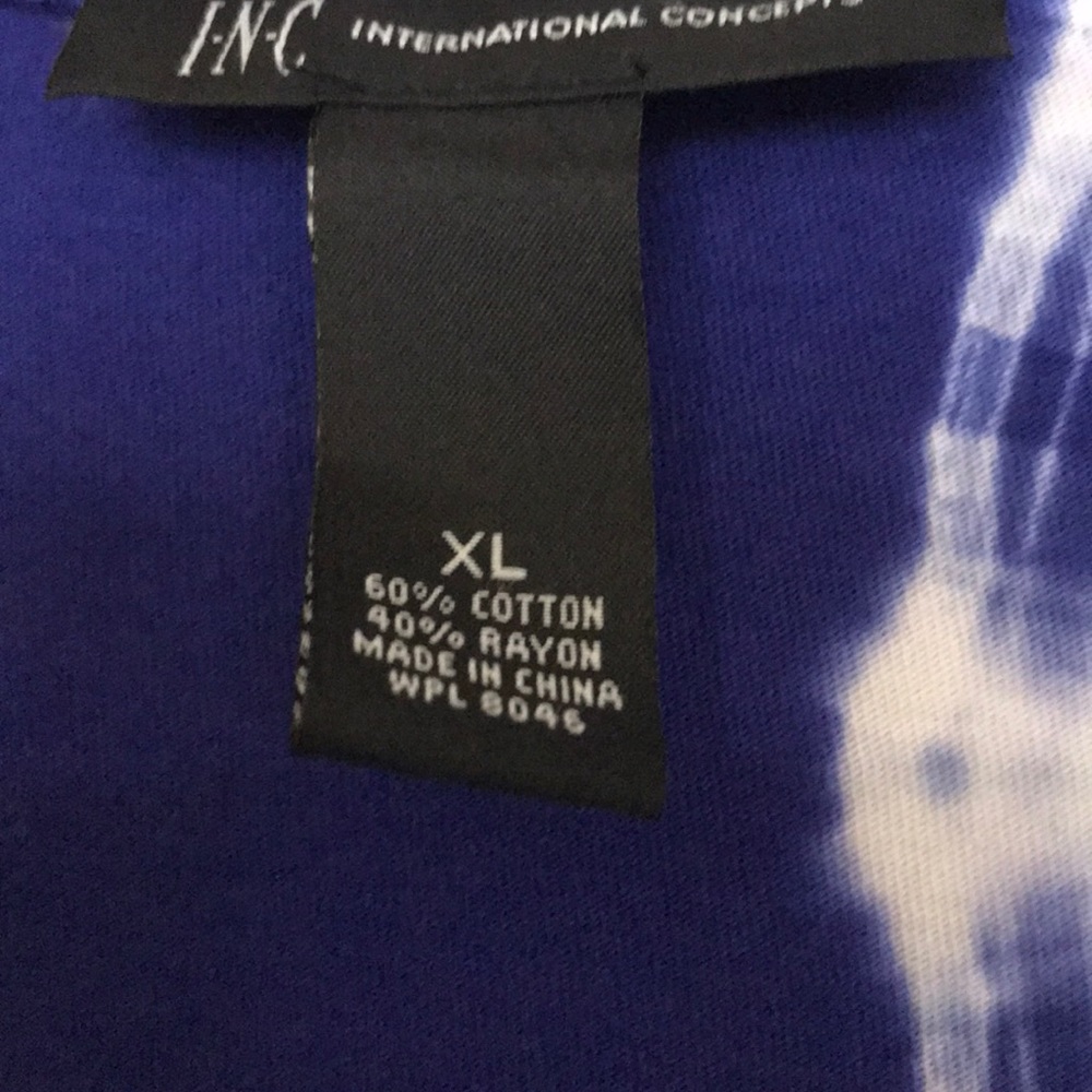 Shirt - Picture 2 of 4